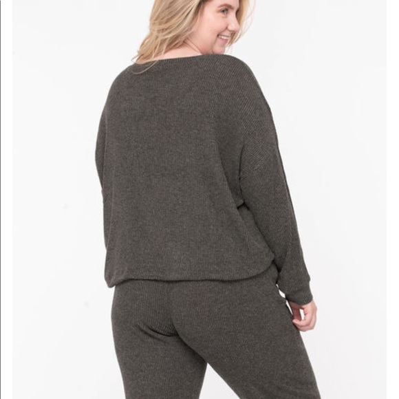 Ribbed Dolman Sleeve Top - Charcoal - Picture 7 of 11